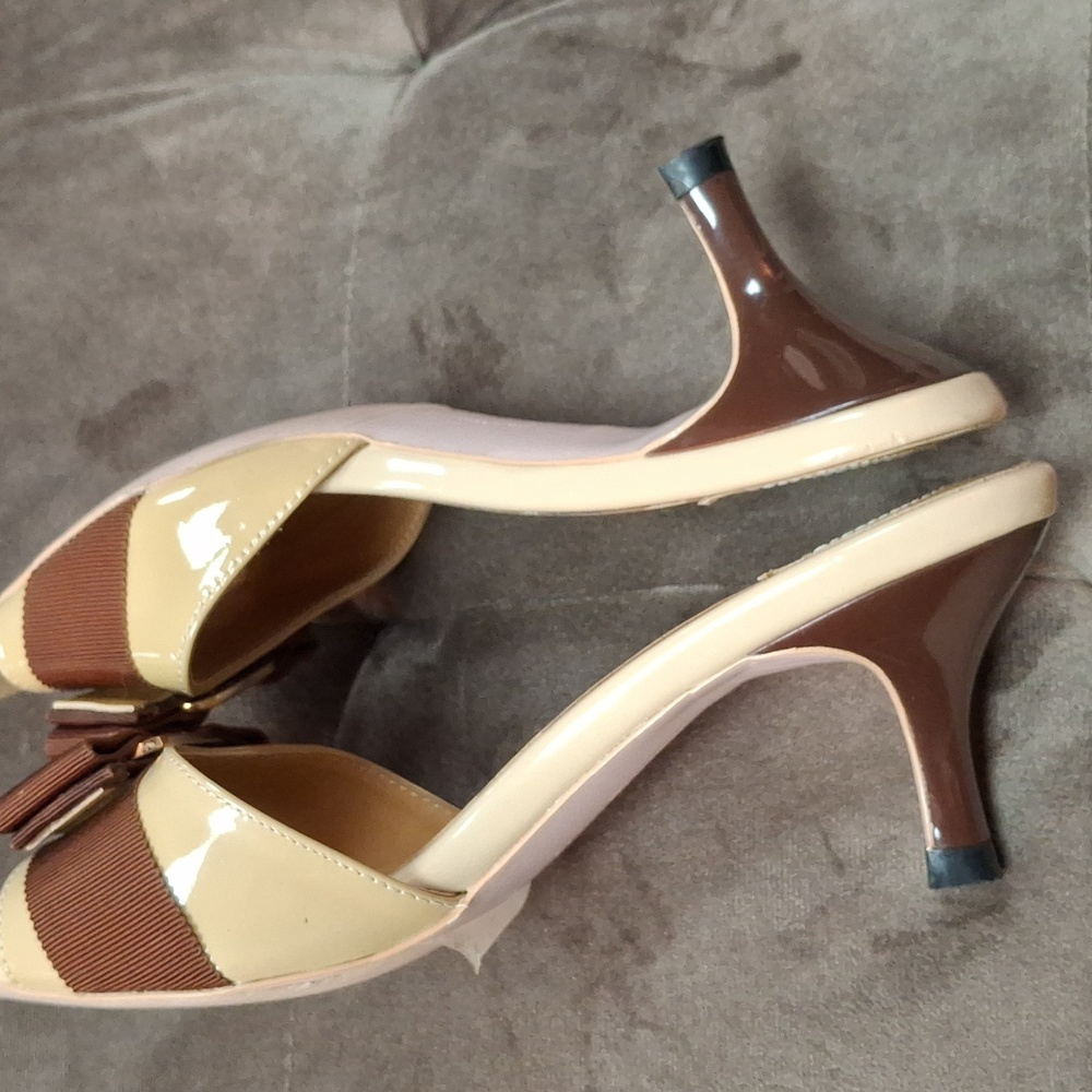 Salvatore Ferragamo bow kitten heel slide ons size 5 - Picture 5 of 7